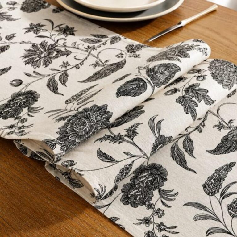 Table Runners Dust cover long tablecloth